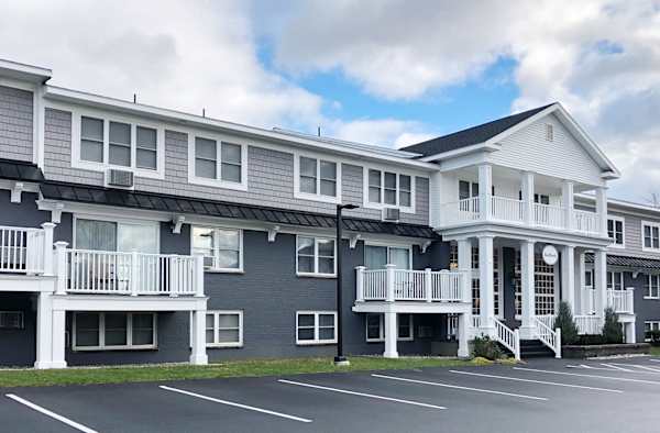 Hampshire Apartments property